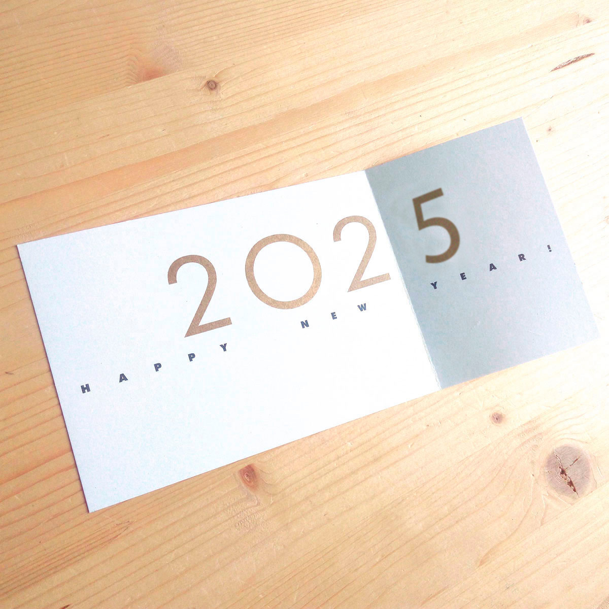 2022 - grey cards, printed on recycled paper - Season´s Greetings